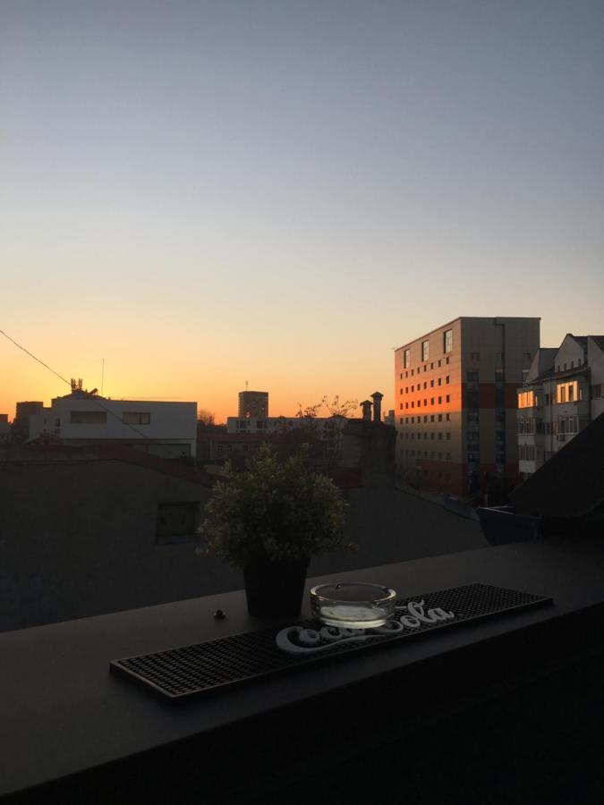 Urban 7 * Bucureşti